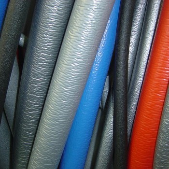 Трубки теплоизоляционные синие в бухтах 10 метров Energoflex Super Protect ROLS ISOMARKET 15/04